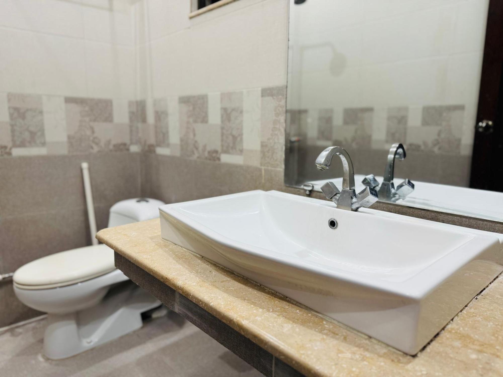 Sunrise Residence D1 Islamabad Buitenkant foto