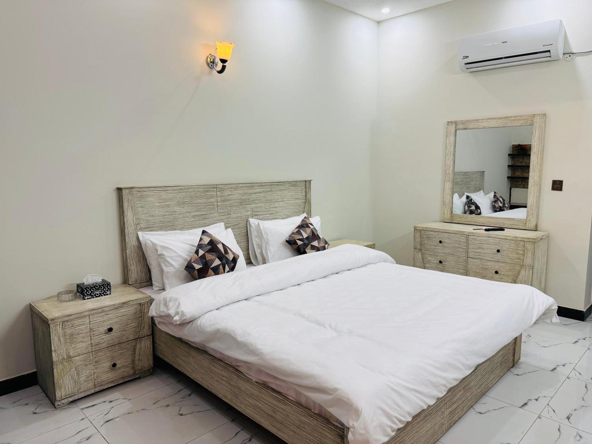 Sunrise Residence D1 Islamabad Buitenkant foto