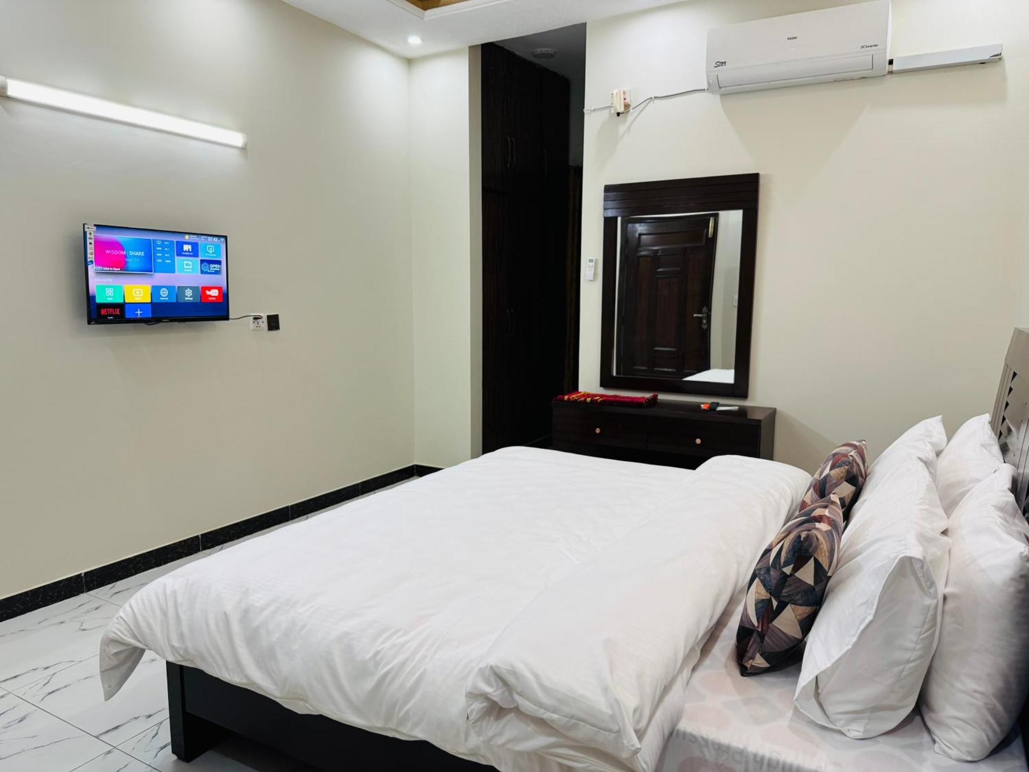 Sunrise Residence D1 Islamabad Buitenkant foto